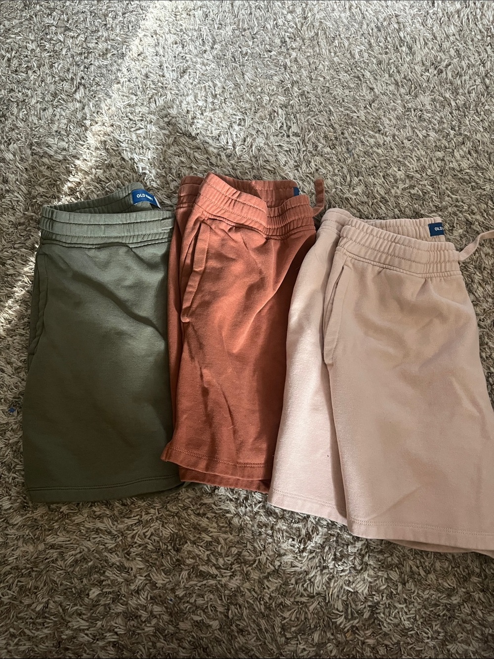 Old Navy Men’s shorts - Olive, Blush & Rust
